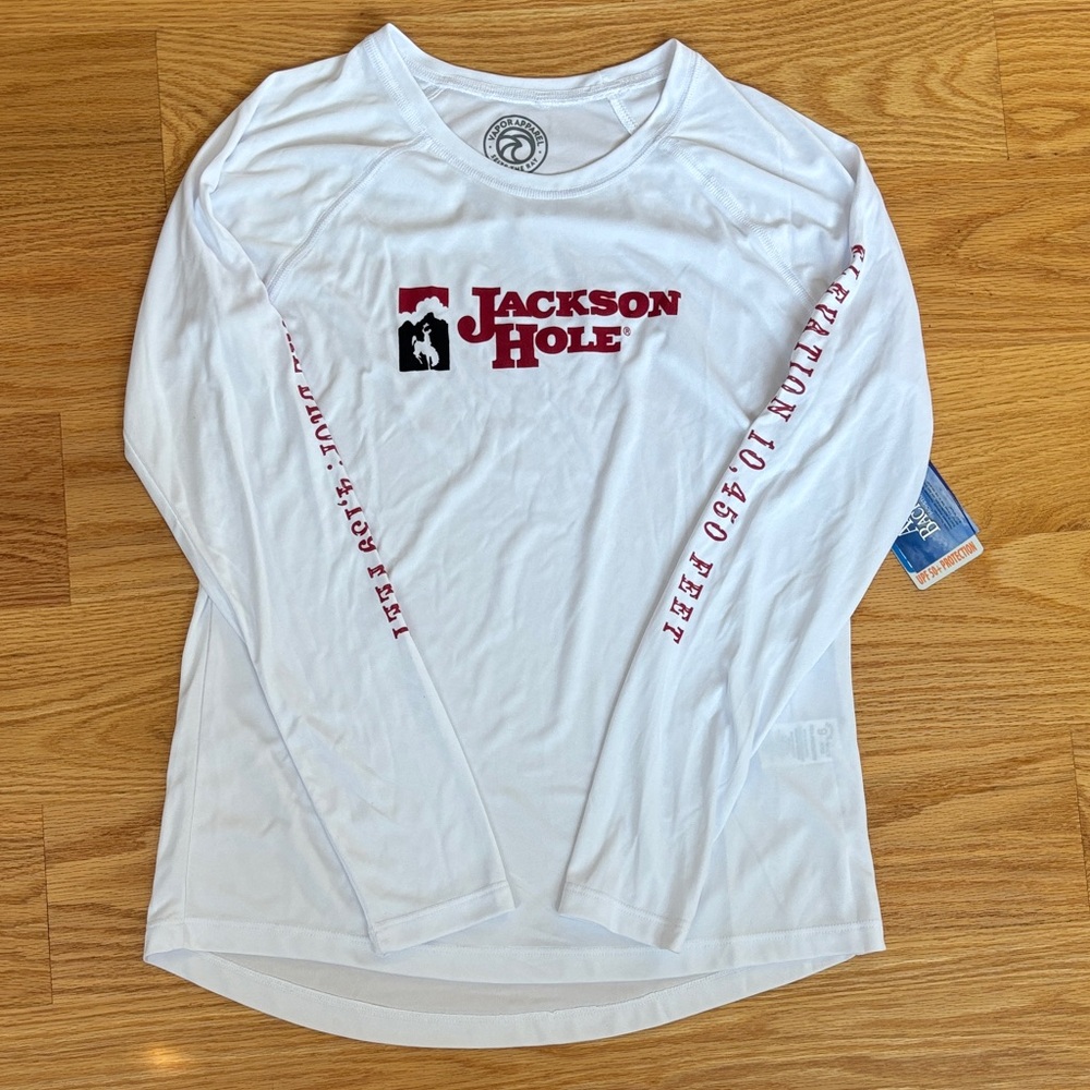 Jackson Hole White Long Sleeve Dry Fit Shirt Women’s Small